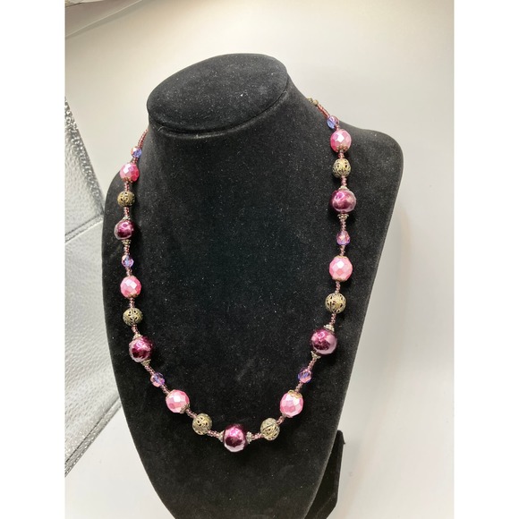 Purple 2 Types of beads and Brass Filigree Beads Necklace! - Picture 4 of 8